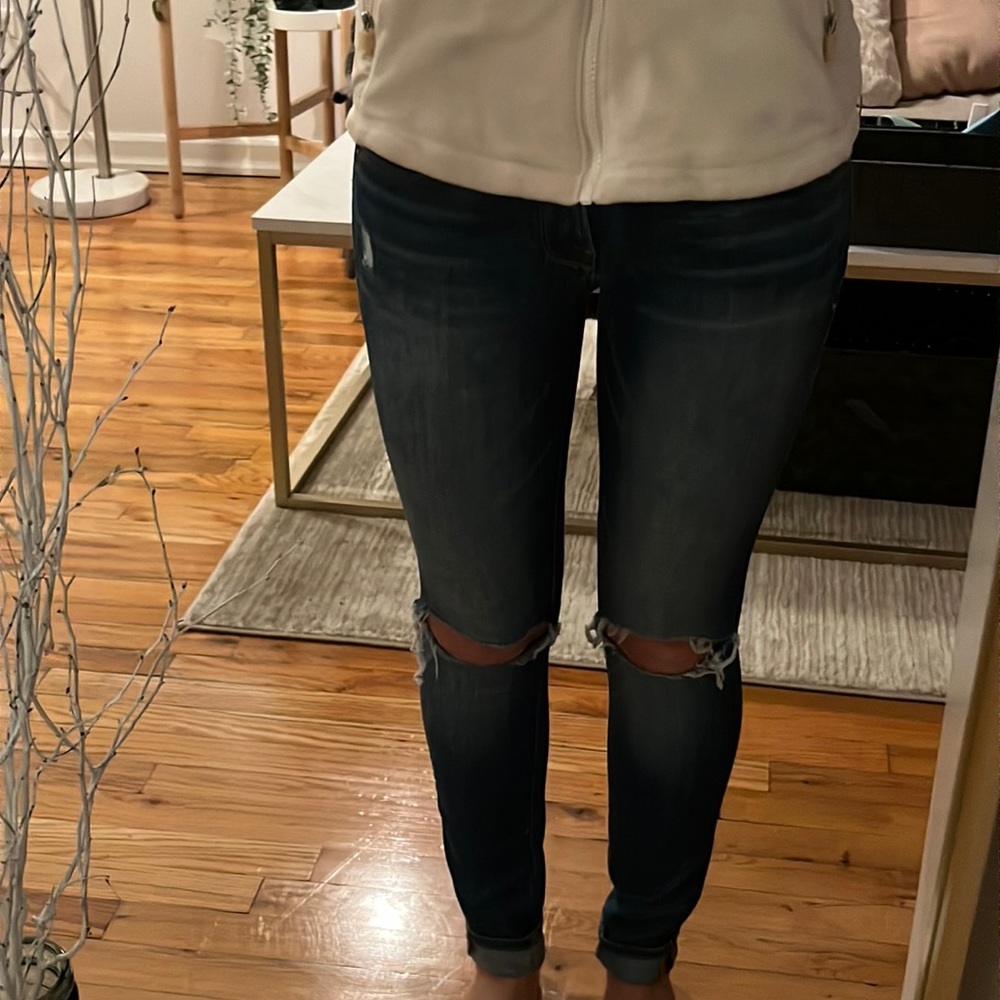 Lucky Brand skinny jeans in excellent condition.